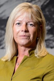 Lesley Holdsworth